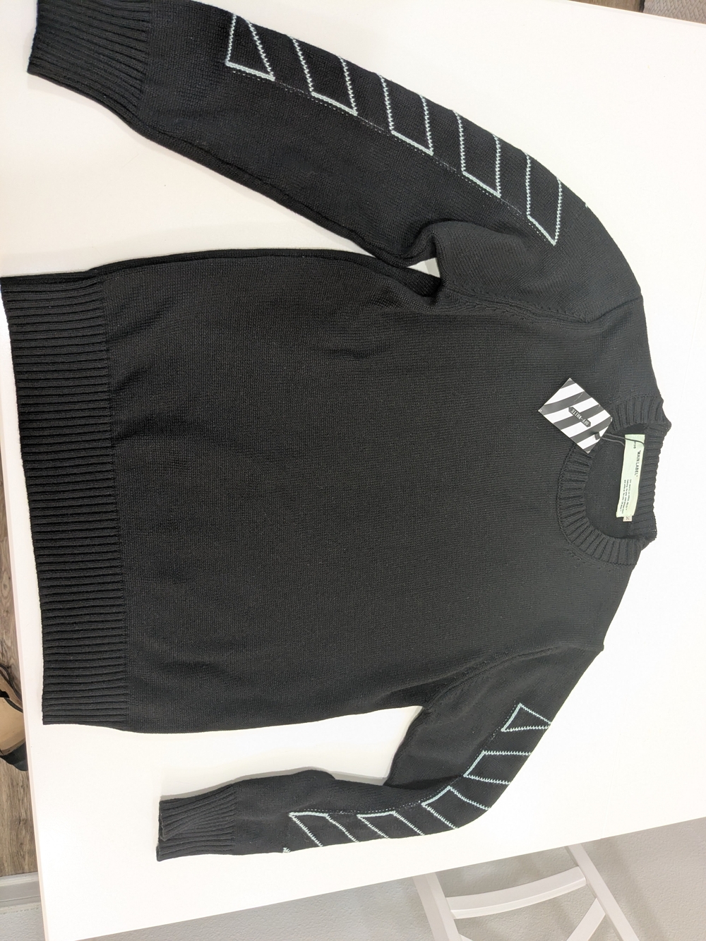 Off-White c/o Virgil Abloh black knit sweater — Size M — tags still attached
